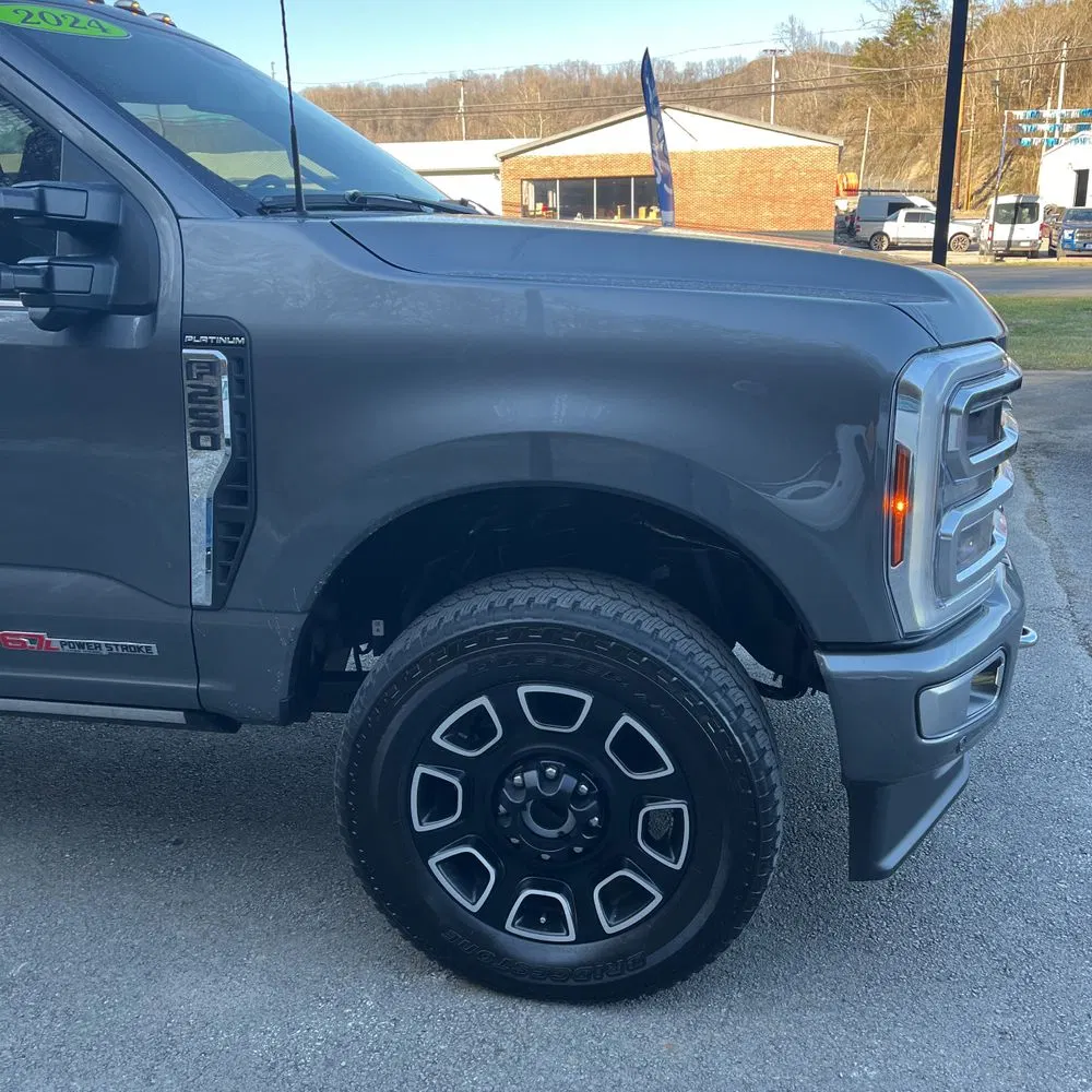 2024 Ford F-250 Super Duty Platinum