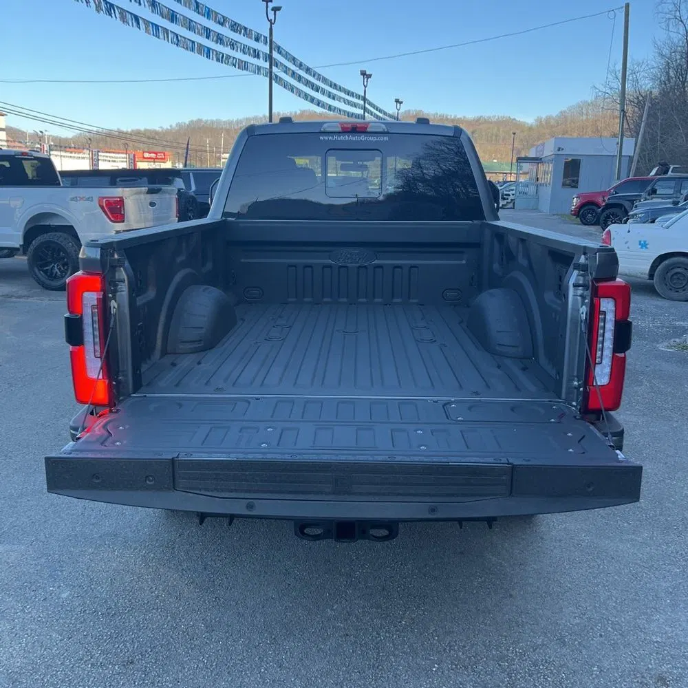 2024 Ford F-250 Super Duty Platinum
