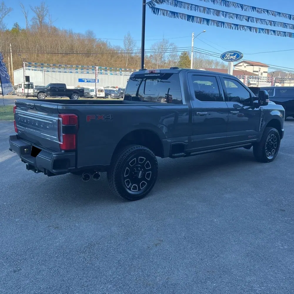 2024 Ford F-250 Super Duty Platinum