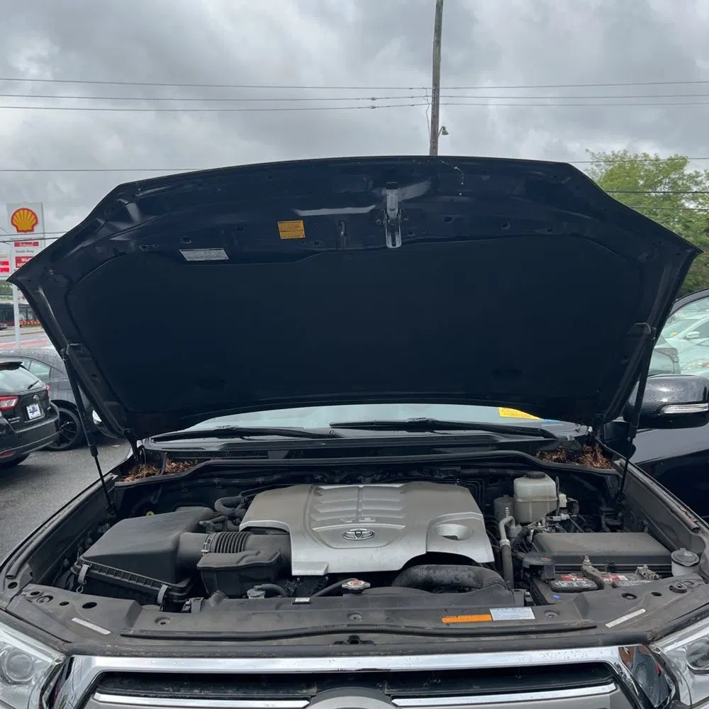 2017 Toyota Land Cruiser Base