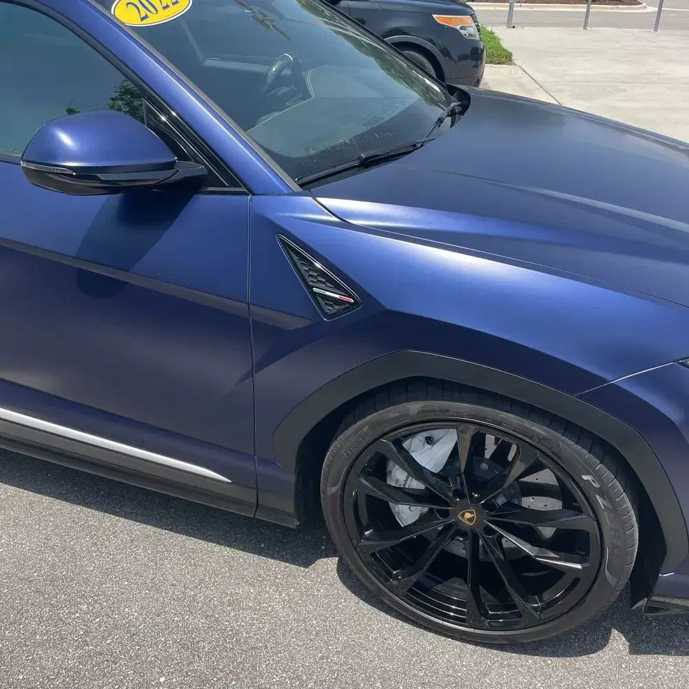 2022 Lamborghini Urus Base