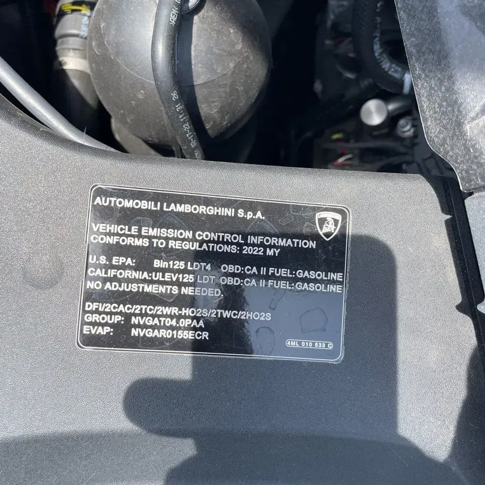 2022 Lamborghini Urus Base