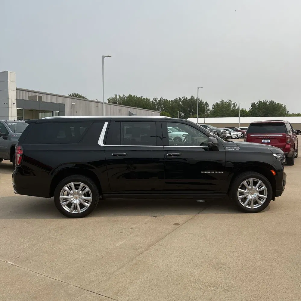 2024 Chevrolet Suburban High Country