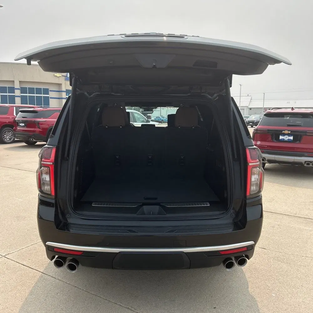 2024 Chevrolet Suburban High Country