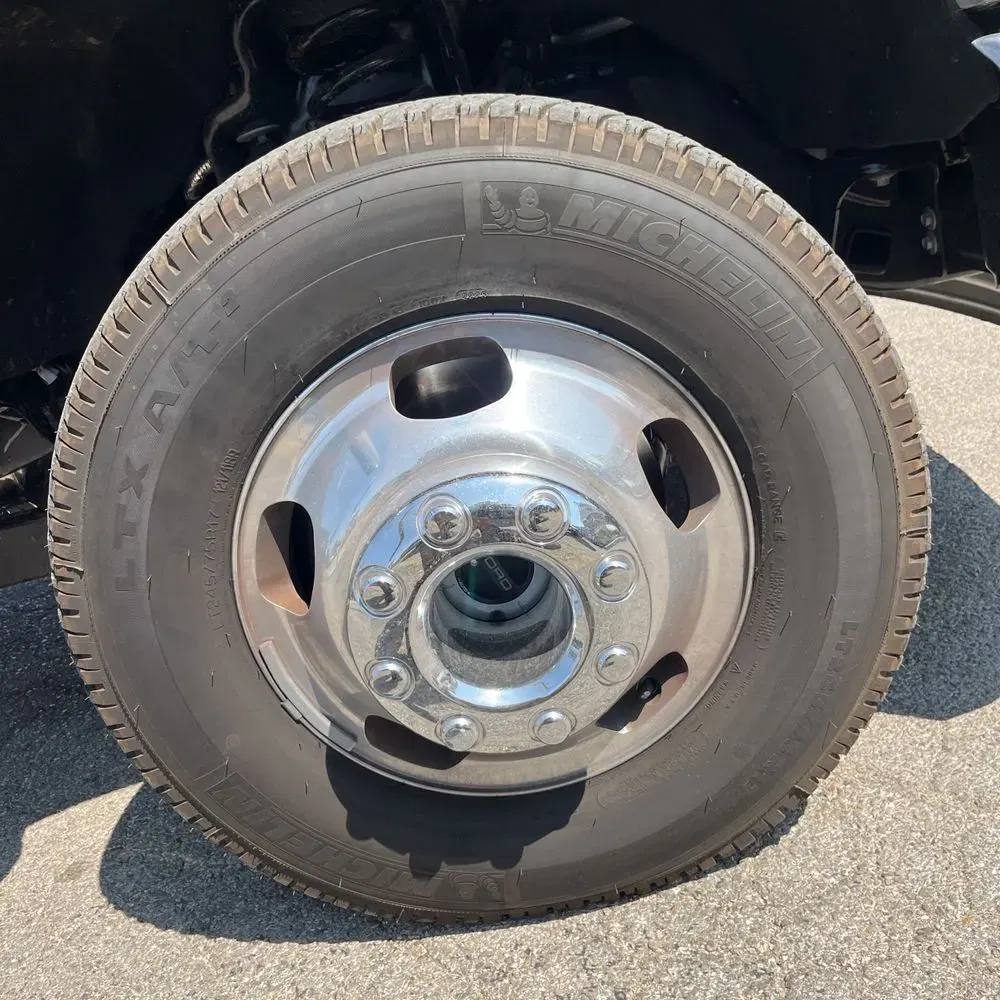 2025 Ford F-350 Super Duty Platinum