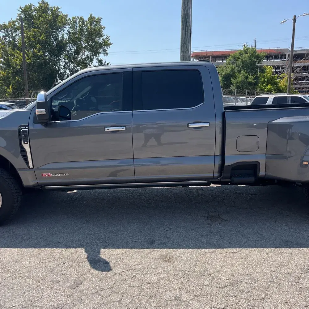 2025 Ford F-350 Super Duty Platinum