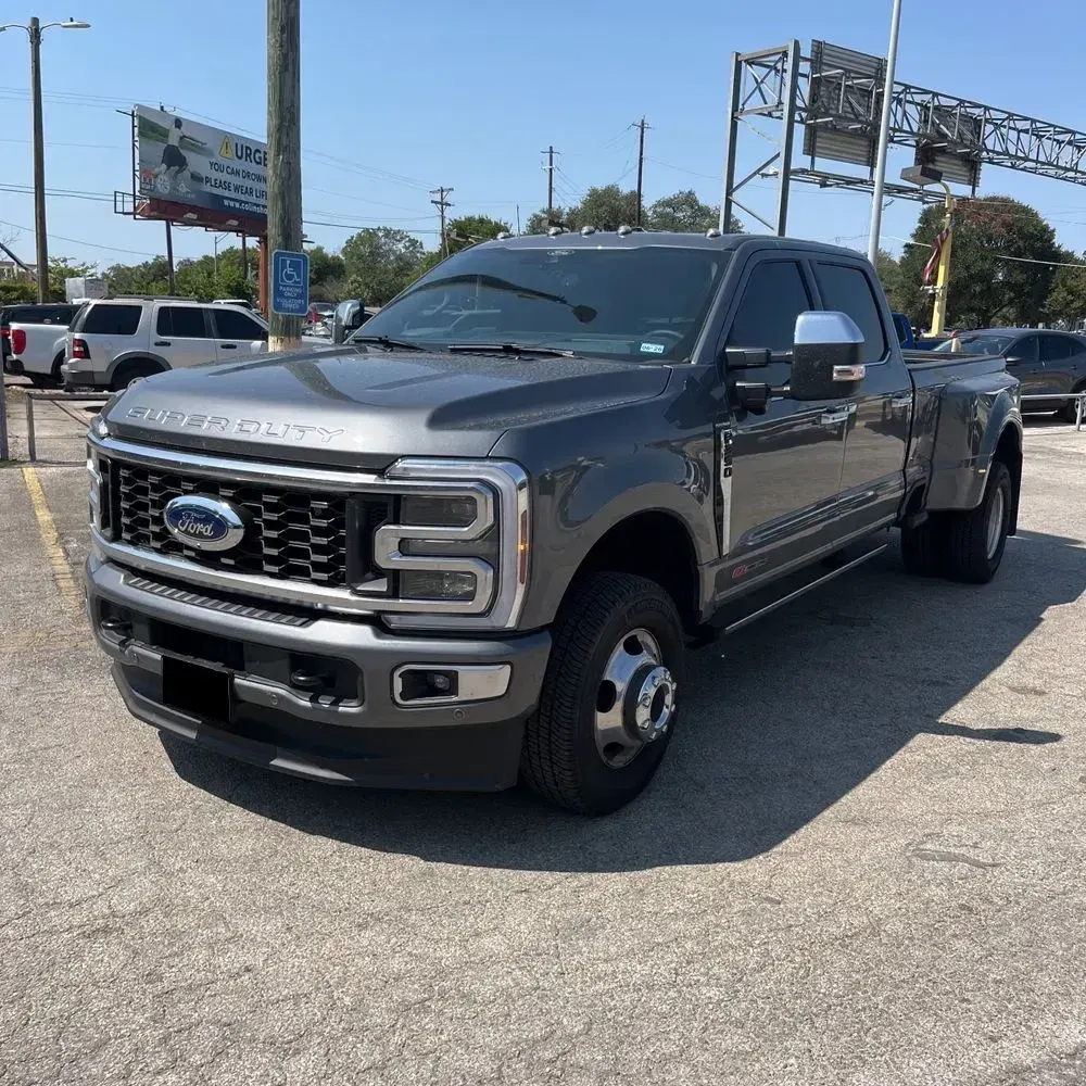 2025 Ford F-350 Super Duty Platinum
