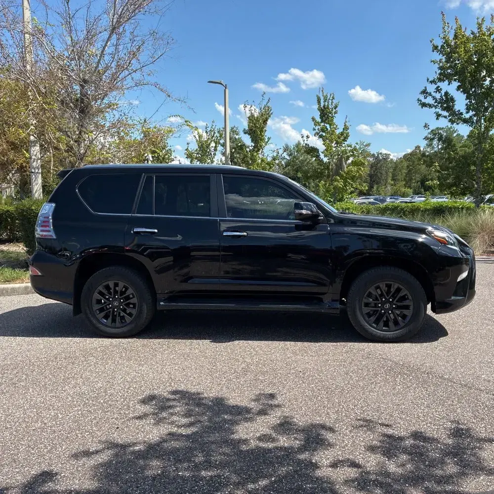 2023 Lexus GX 460 Base