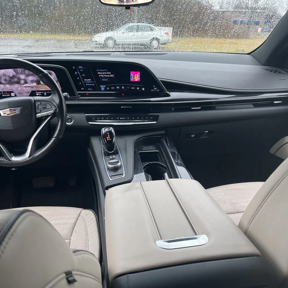 2021 Cadillac Escalade Sport