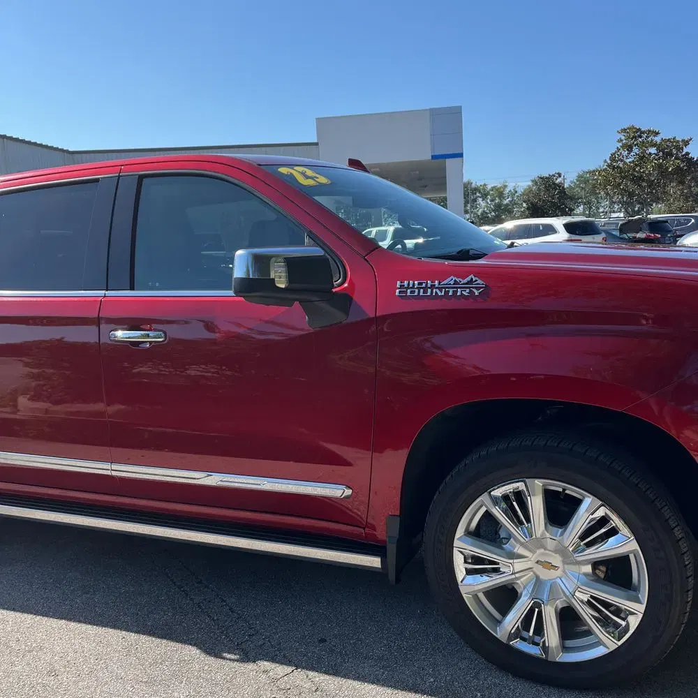 2023 Chevrolet Silverado 1500 High Country