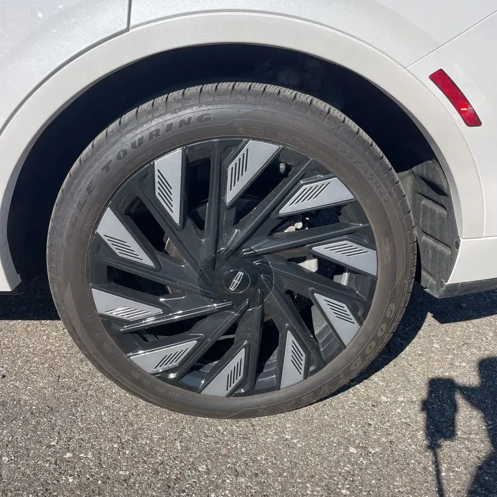 2024 Lincoln Nautilus Black Label