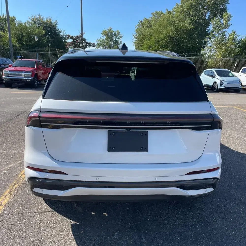 2024 Lincoln Nautilus Black Label