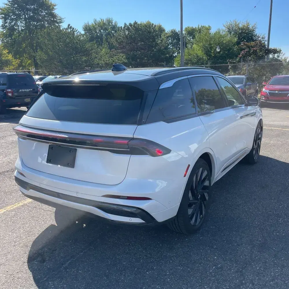 2024 Lincoln Nautilus Black Label