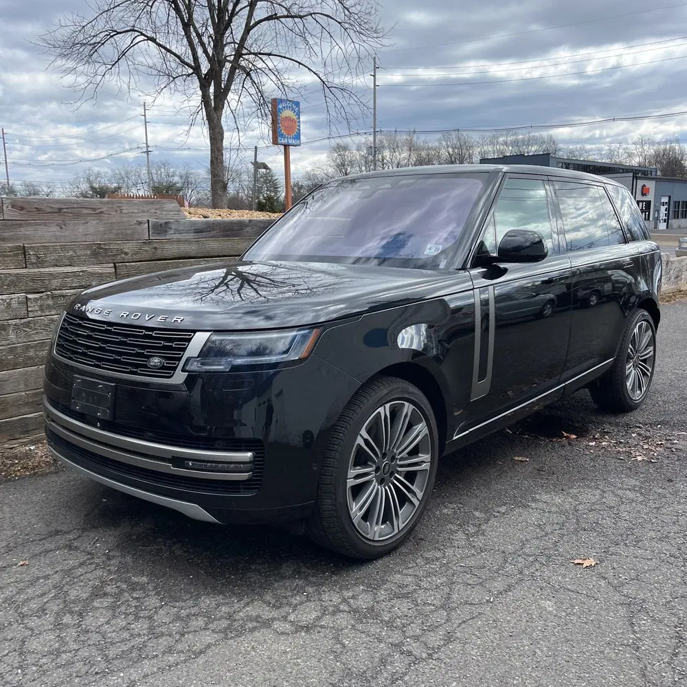2023 Land Rover Range Rover P530 SE LWB