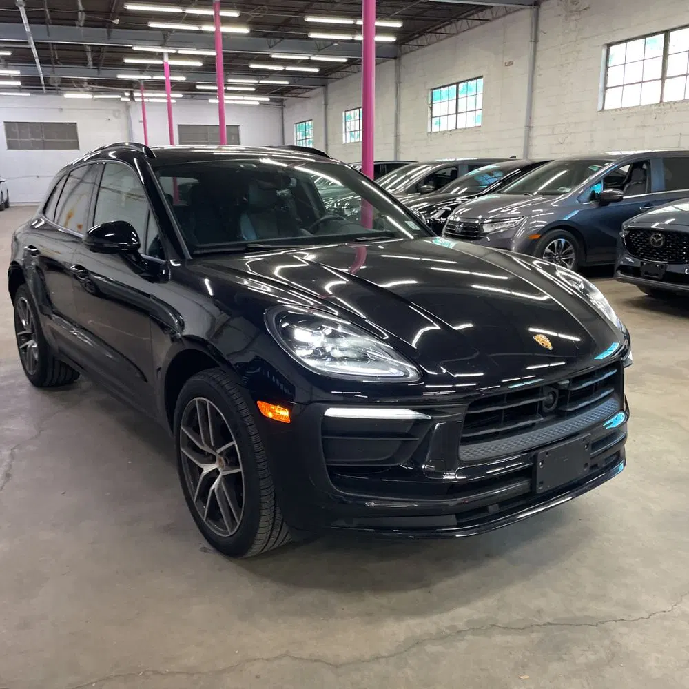 2024 Porsche Macan Base