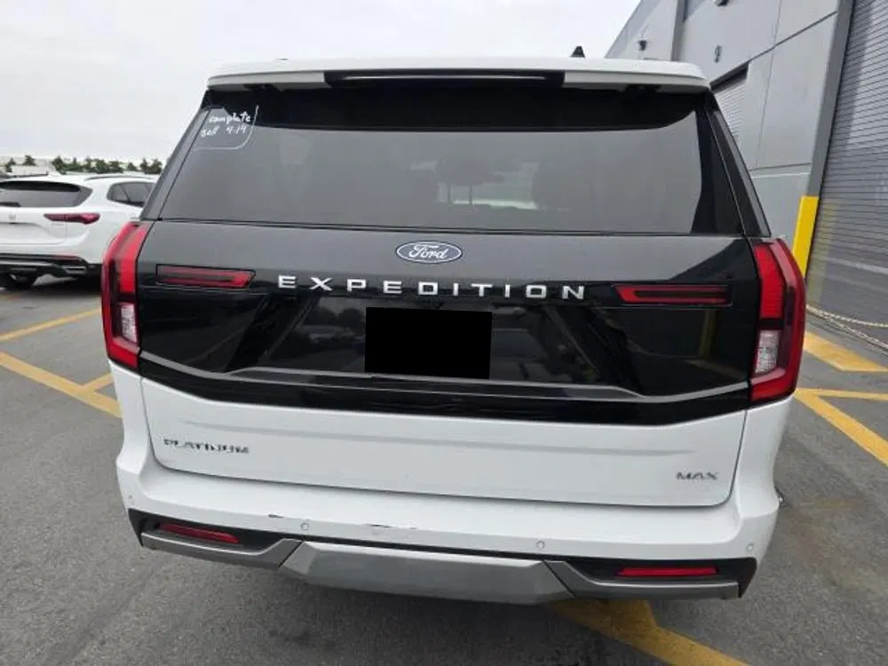 2025 Ford Expedition Max Platinum