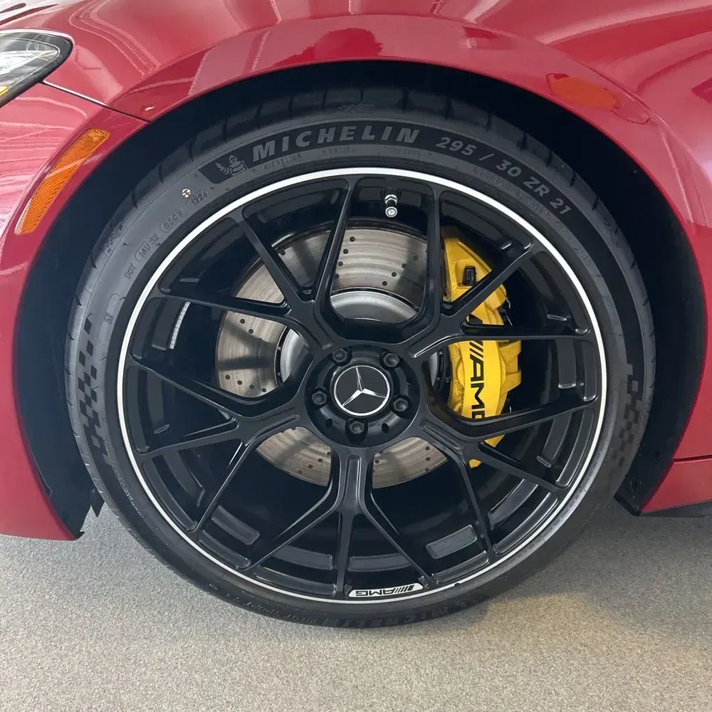 2025 Mercedes-Benz AMG GT 55