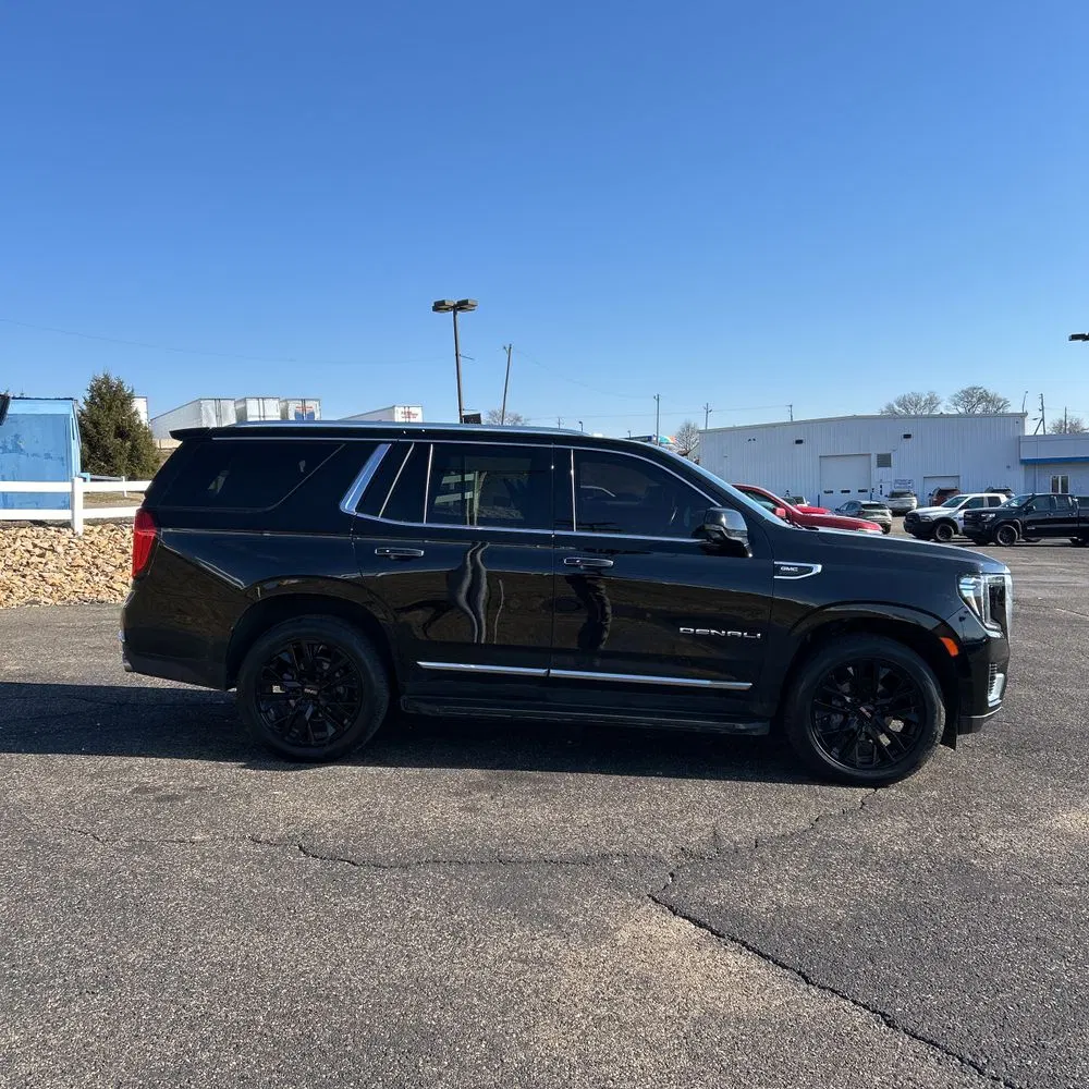 2023 GMC Yukon Denali