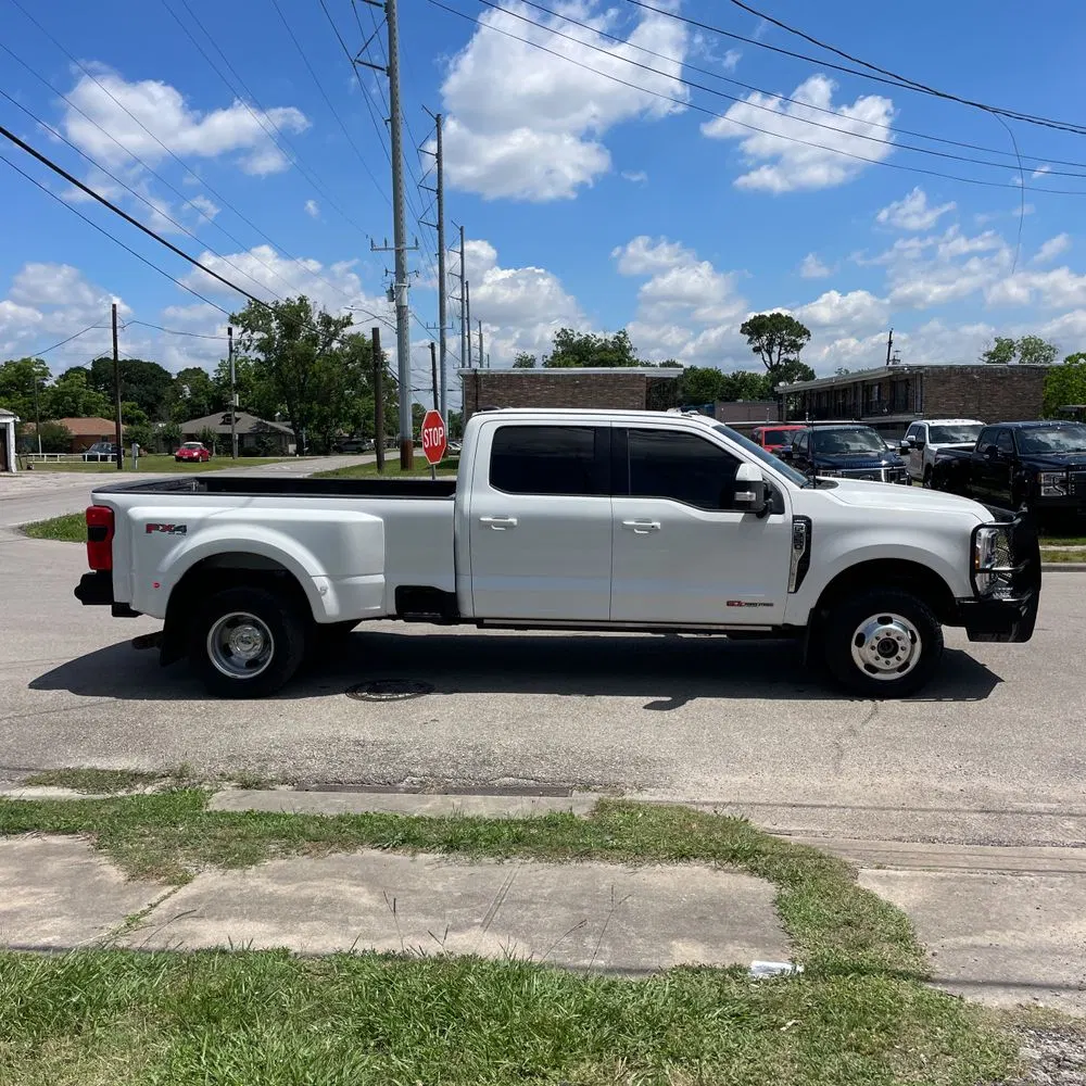 2023 Ford F-350 Super Duty Lariat