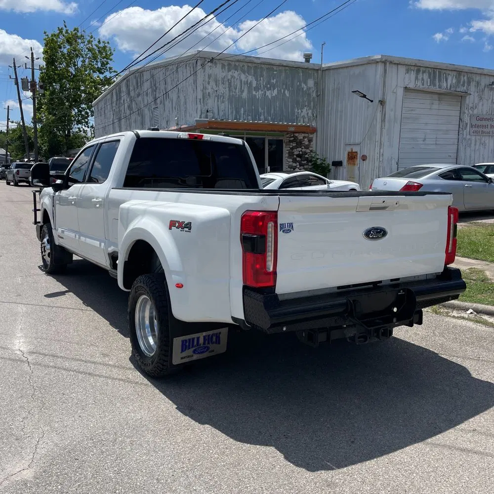 2023 Ford F-350 Super Duty Lariat