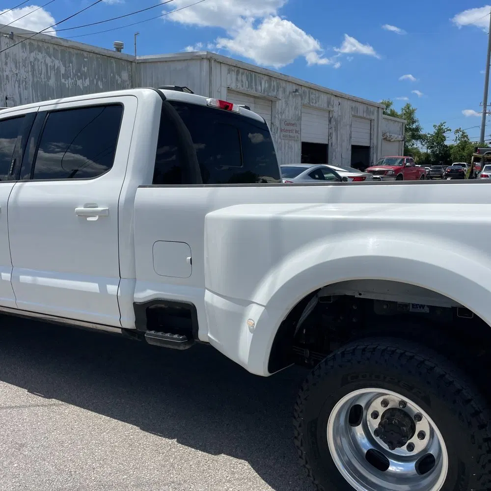 2023 Ford F-350 Super Duty Lariat