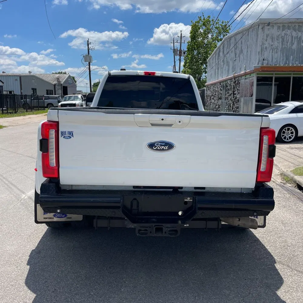 2023 Ford F-350 Super Duty Lariat