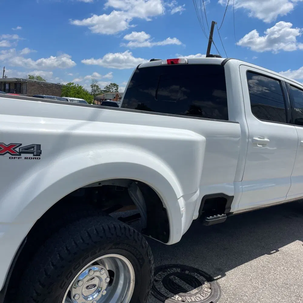 2023 Ford F-350 Super Duty Lariat