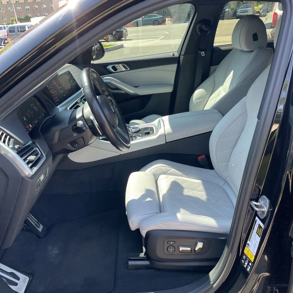 2023 BMW X6 XDrive40i