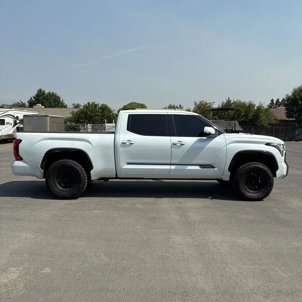 2022 Toyota Tundra Platinum HV