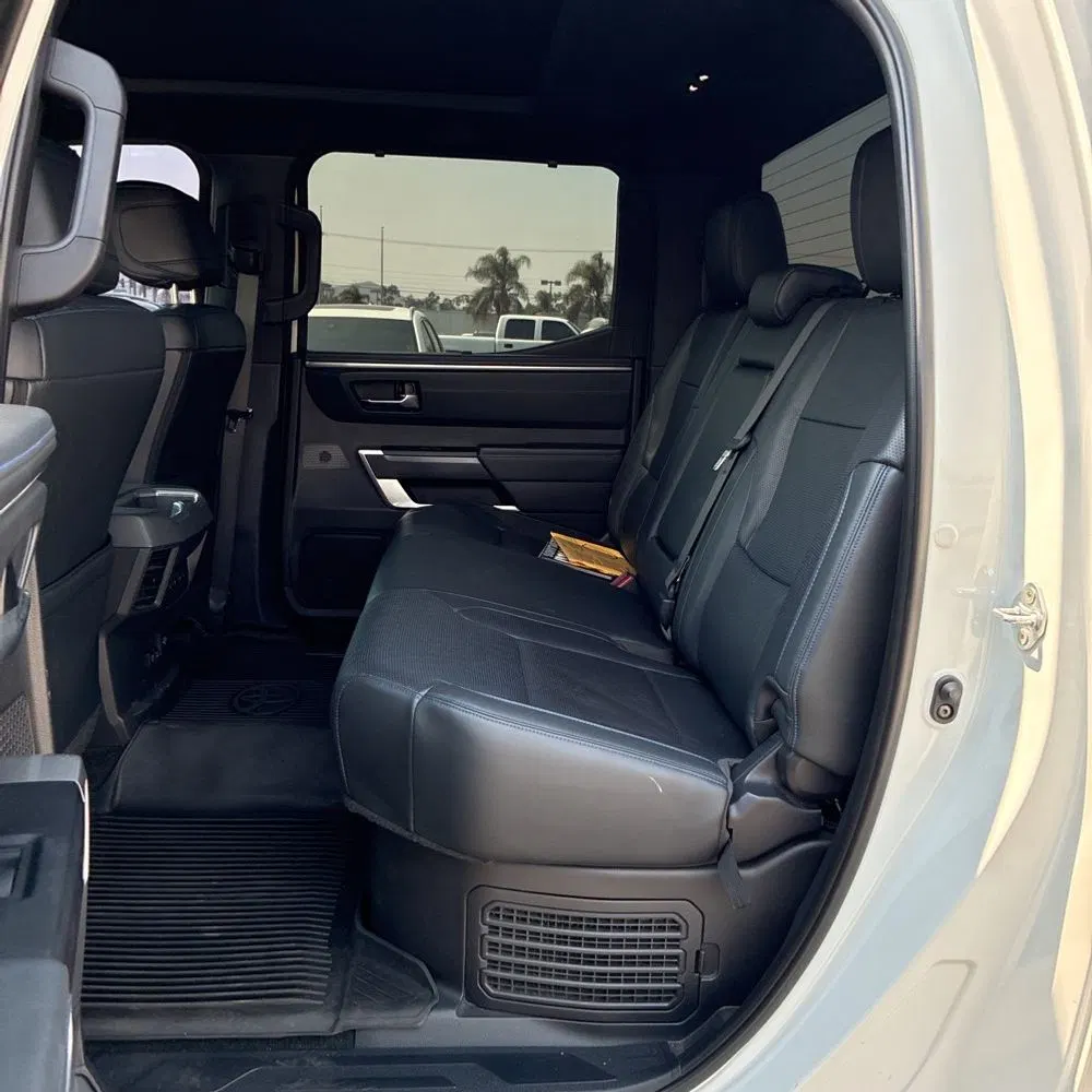 2022 Toyota Tundra Platinum HV