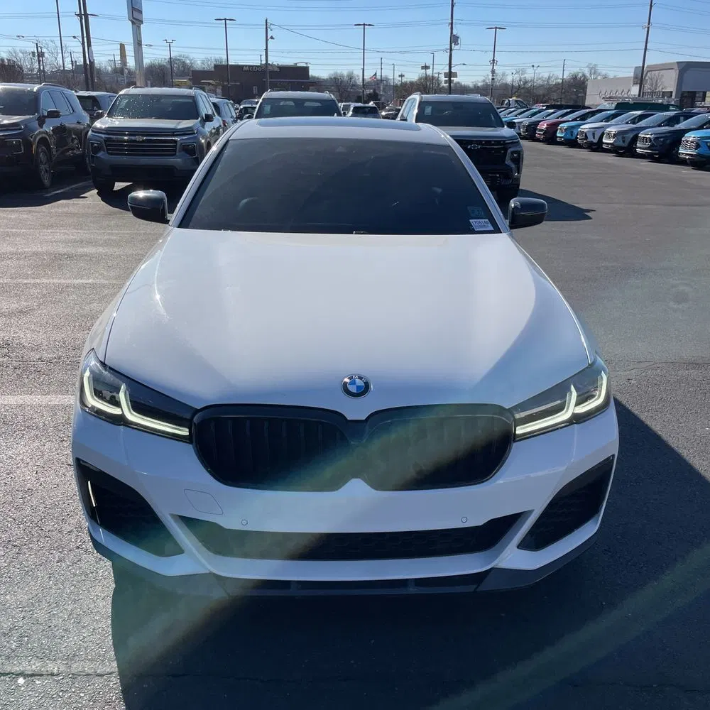 2022 BMW 5-Series M550xi