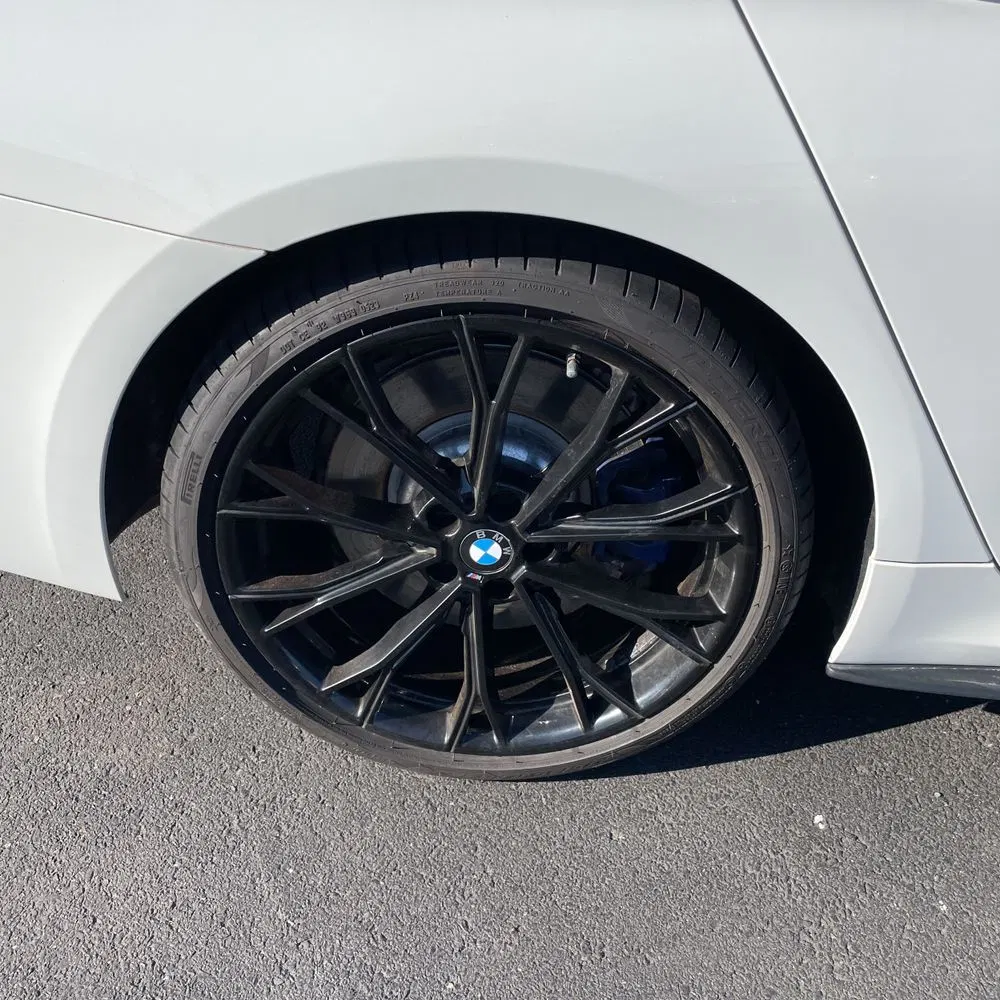 2022 BMW 5-Series M550xi