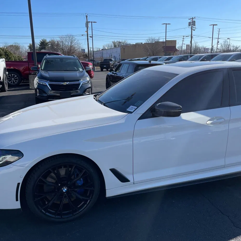2022 BMW 5-Series M550xi