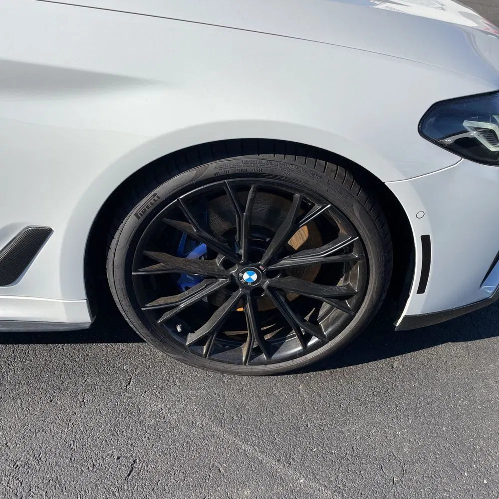 2022 BMW 5-Series M550xi