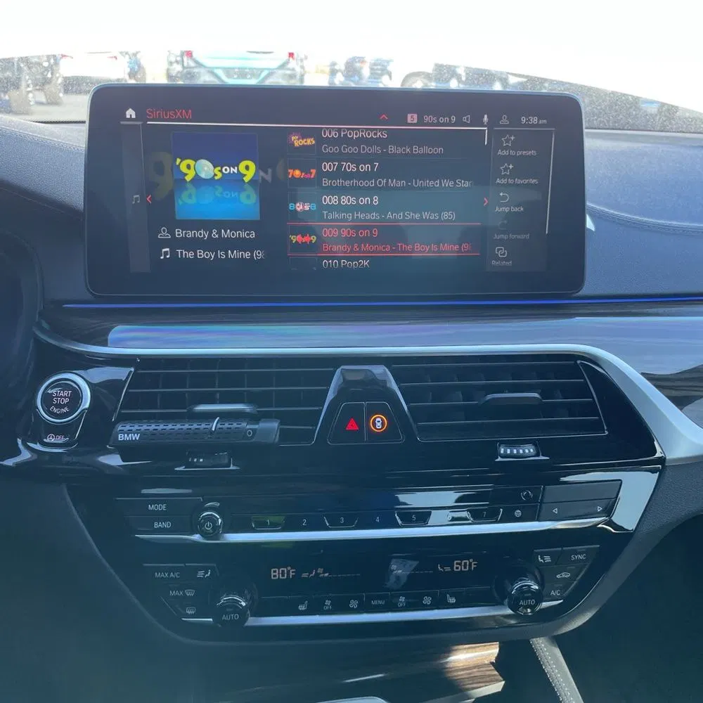 2022 BMW 5-Series M550xi