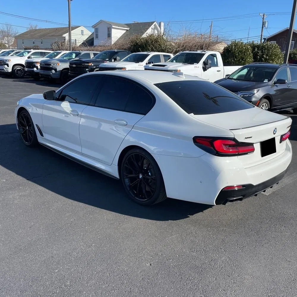 2022 BMW 5-Series M550xi