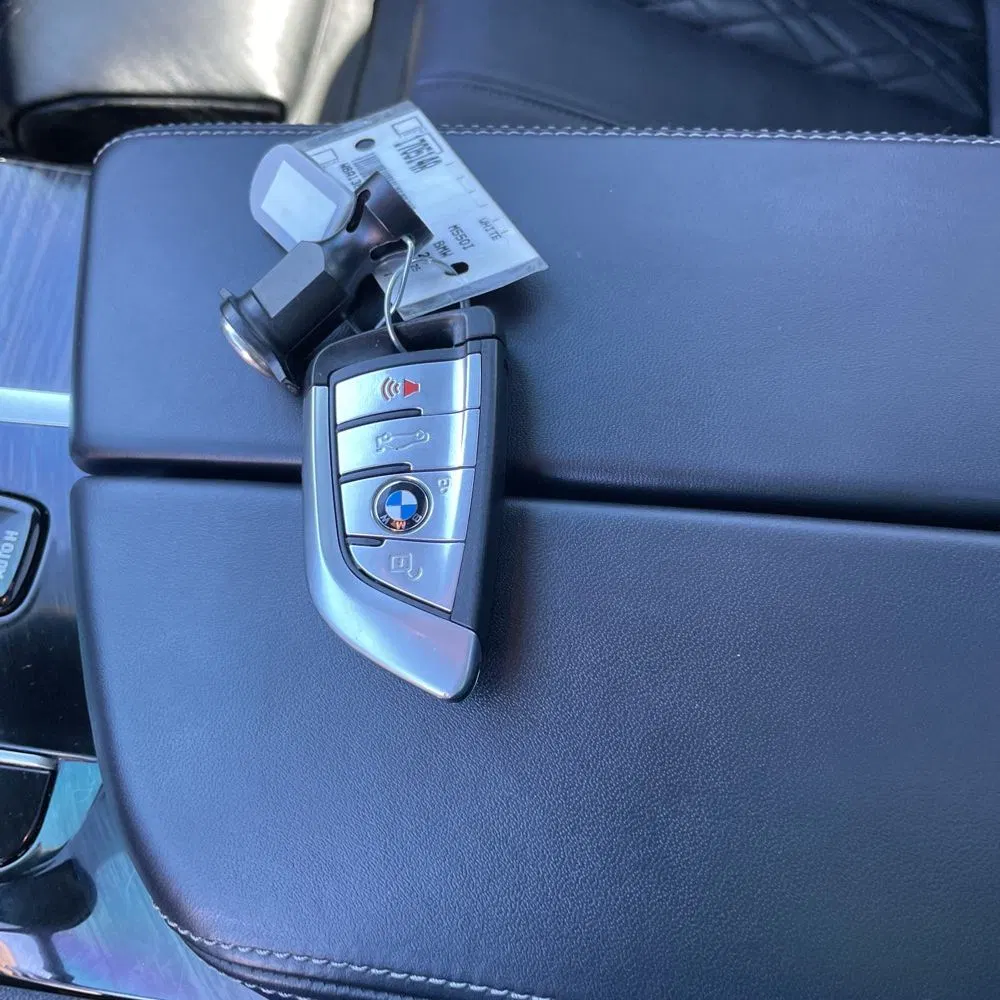 2022 BMW 5-Series M550xi