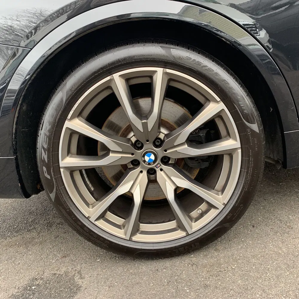 2021 BMW X7 M50i