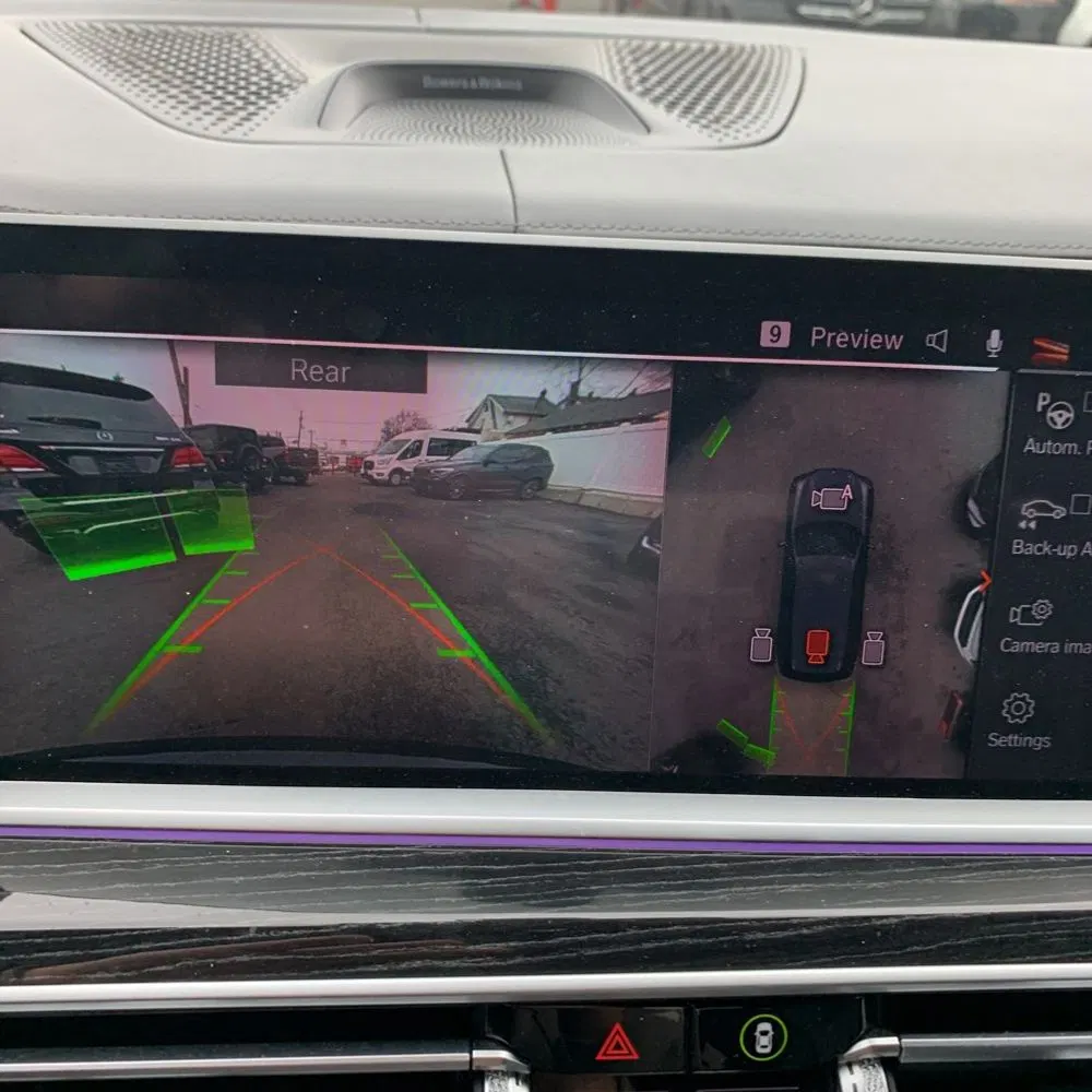 2021 BMW X7 M50i