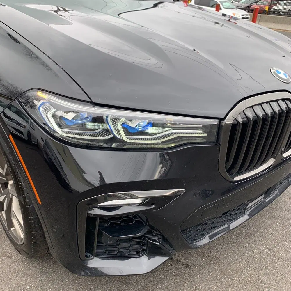 2021 BMW X7 M50i