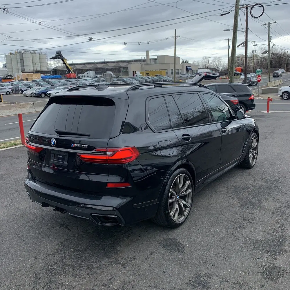 2021 BMW X7 M50i