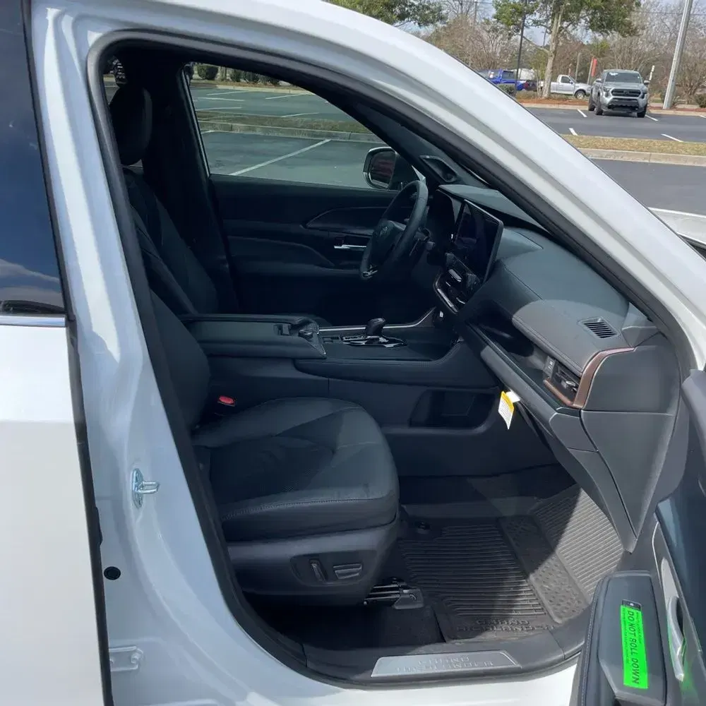 2024 Toyota Grand Highlander Hybrid MAX Platinum