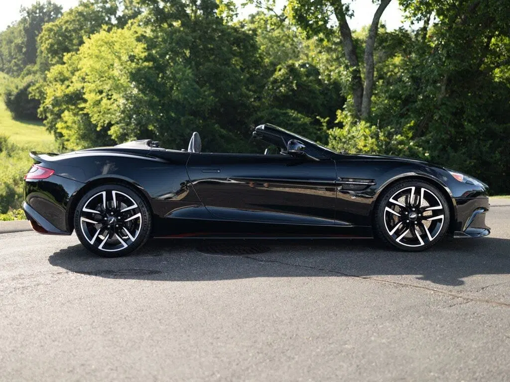 2018 Aston Martin Vanquish S Volante Convertible RWD