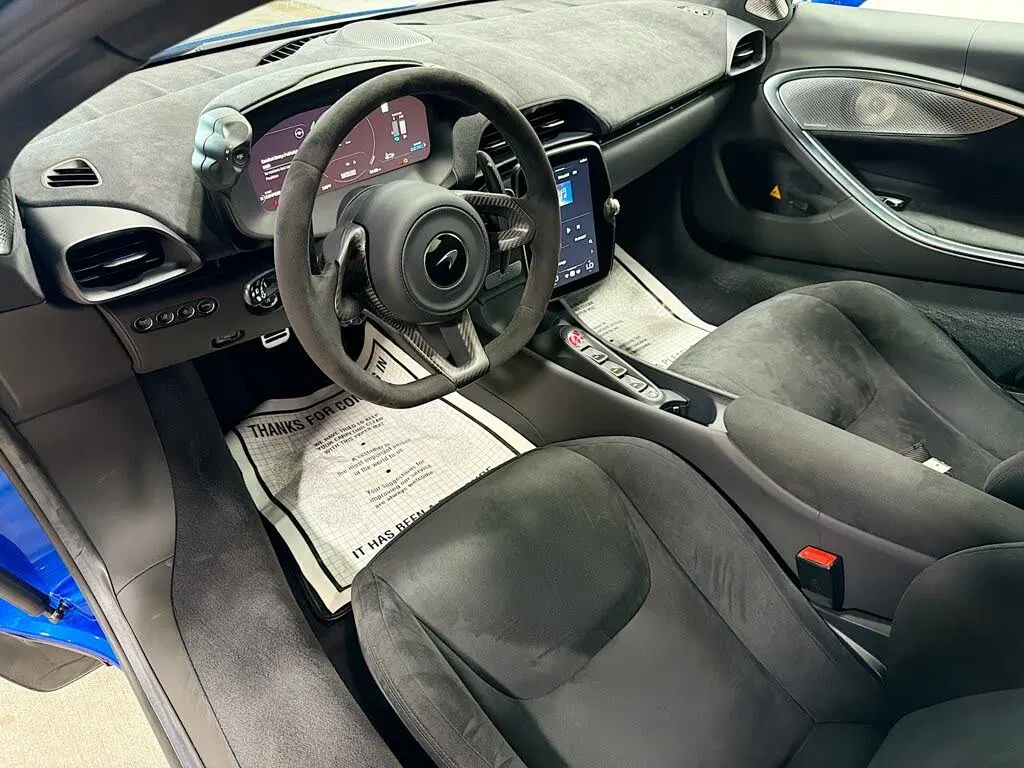 2024 McLaren Artura RWD