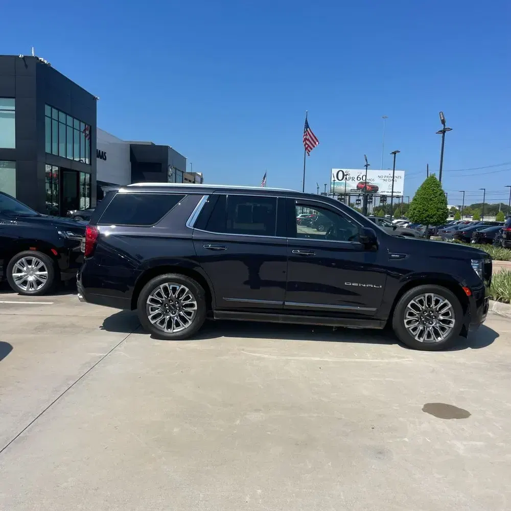 2023 GMC Yukon Denali Ultimate