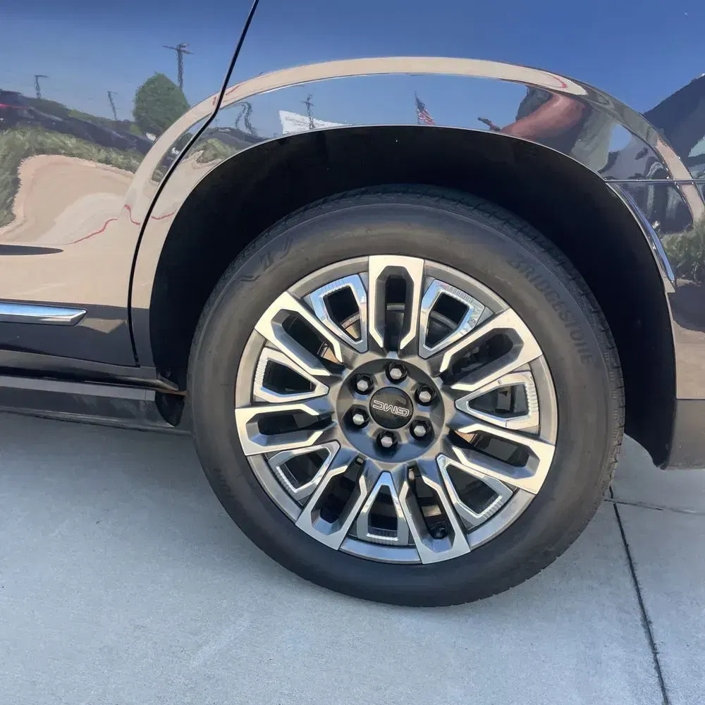 2023 GMC Yukon Denali Ultimate