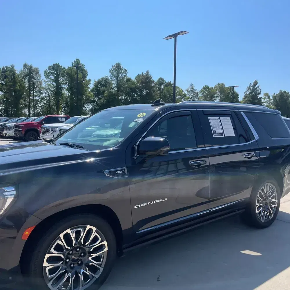 2023 GMC Yukon Denali Ultimate