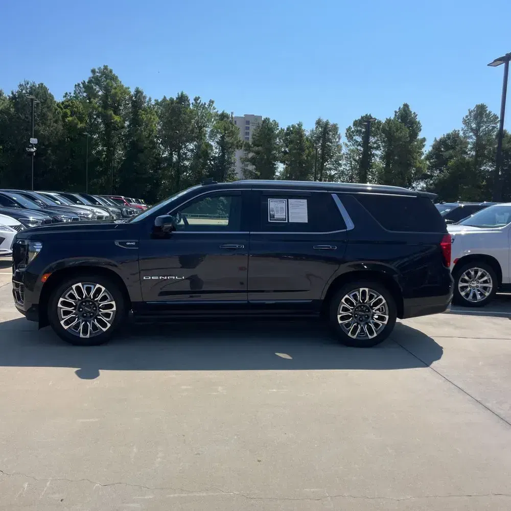 2023 GMC Yukon Denali Ultimate