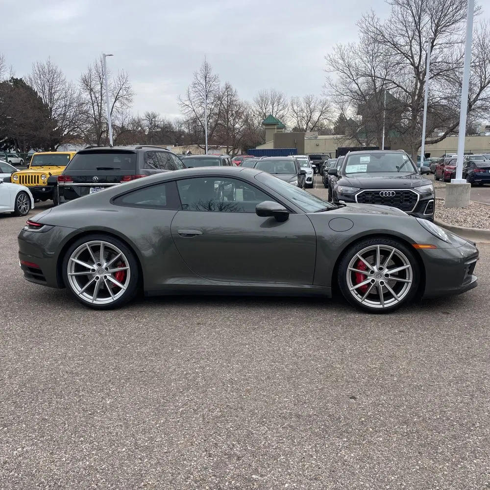 2022 Porsche 911 Carrera 4S