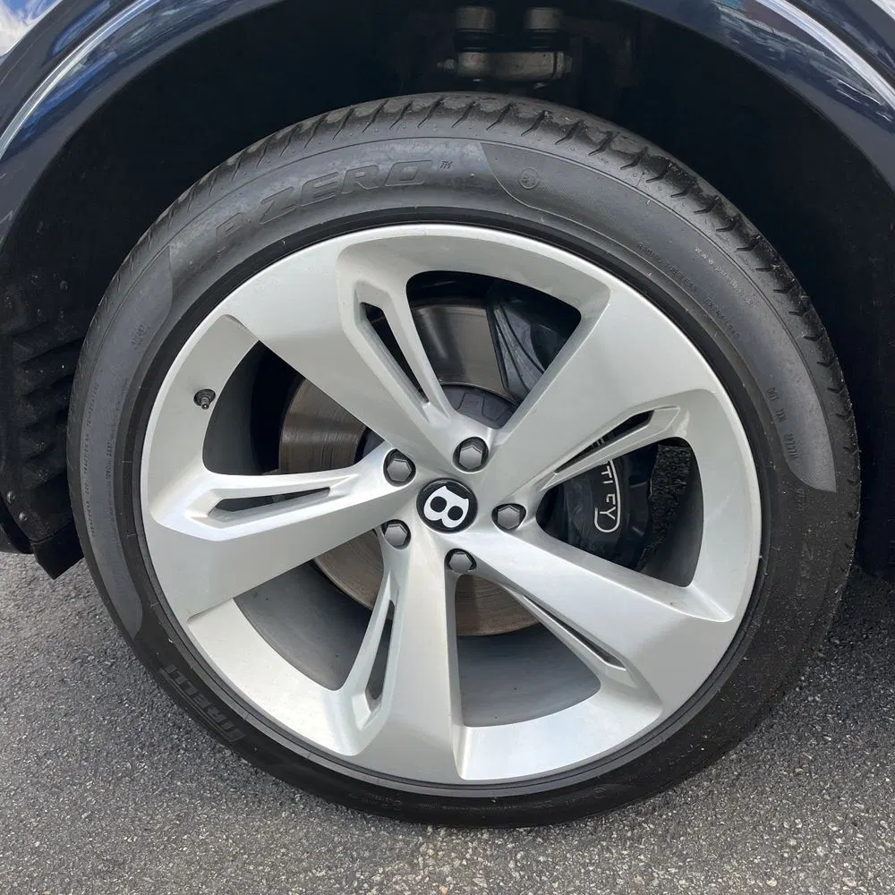 2021 Bentley Bentayga V8